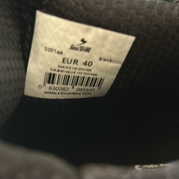 SKYTRACK Mesh Knit High Rivet Leather Black Sneakers SZ EU 40 - Picture 9 of 11